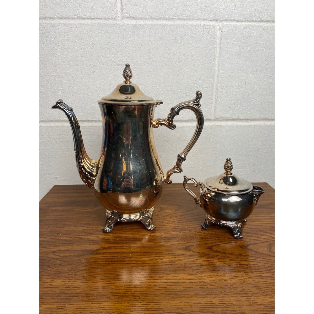 Wm Rogers‎ Silverplate Coffee Pot & Creamer Set 2600 Pineapple Finial Vintage